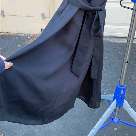 Dress - Picture 8 of 8